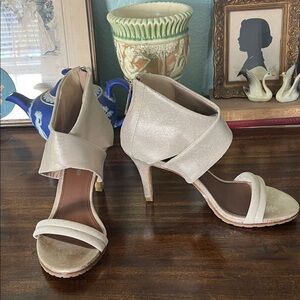 Donald J. Pliner Muted Metallic Tilly Heel